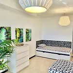 Apartamento Elegant - Oceanview, Heated Pool *