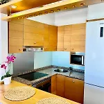 Elegant - Oceanview, Heated Pool Apartamento *