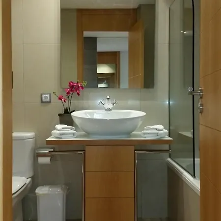 Elegant - Oceanview, Heated Pool * アデヘ