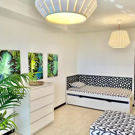 Apartment Elegant - Oceanview, Heated Pool *